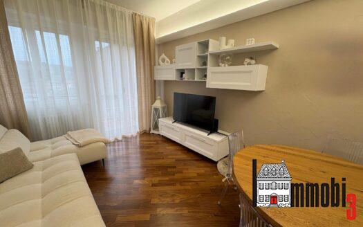 Grazie favoloso app.to con balcone e garage